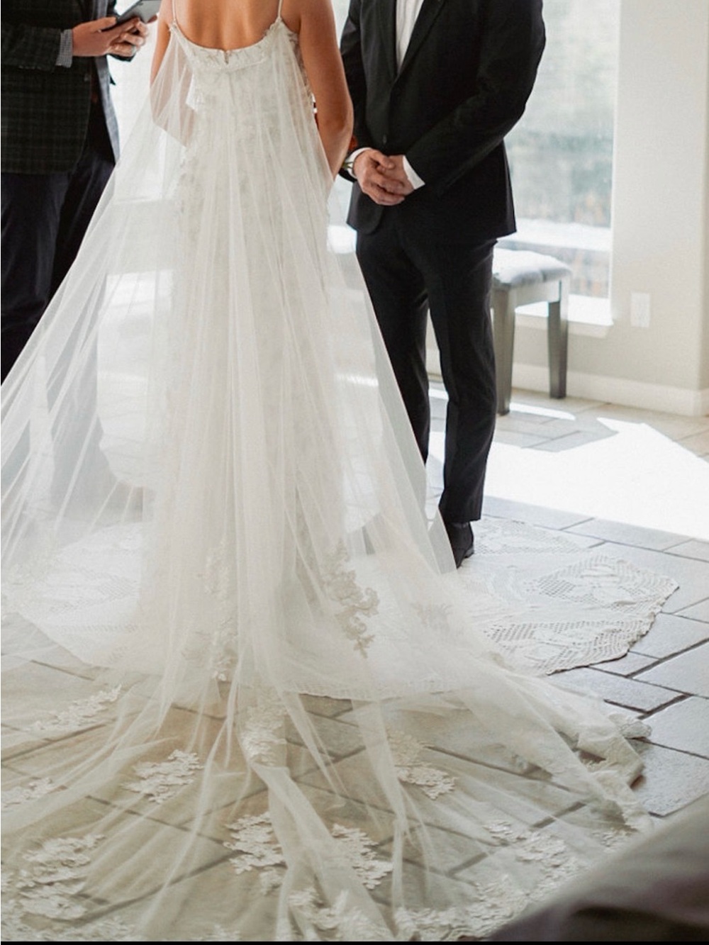 Vintage Wedding Dress w Overskirt/train - Picture 6 of 7